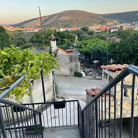 Viniska * Vinišće